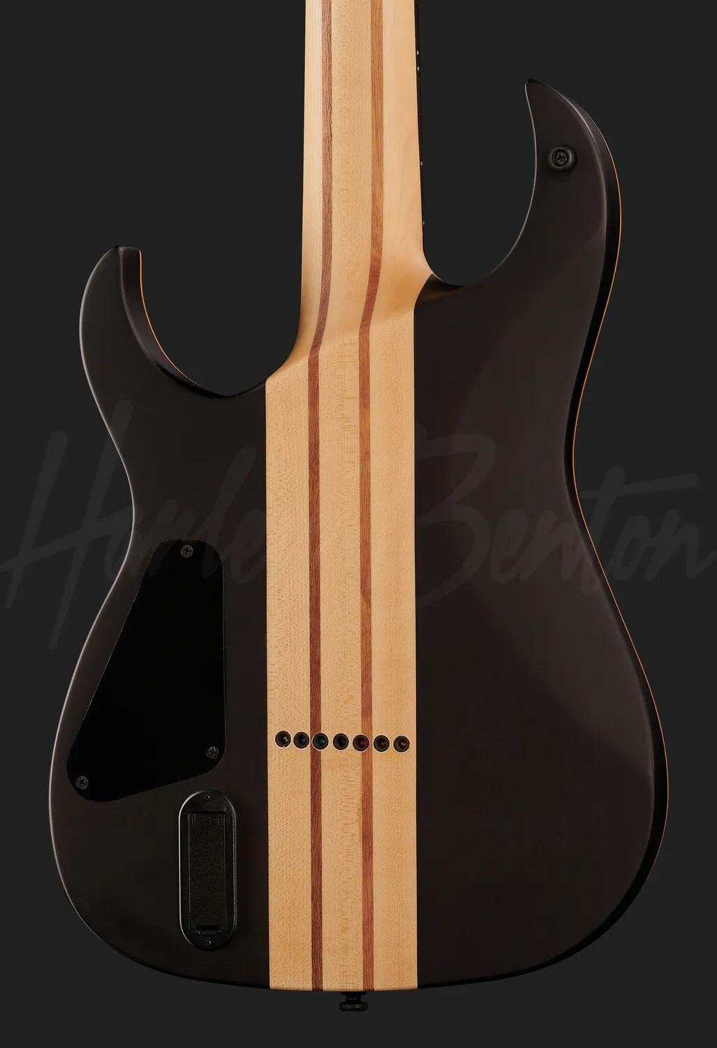 Harley Benton Amarok-7 7-Saiter E-Gitarre Flame Burst EMG