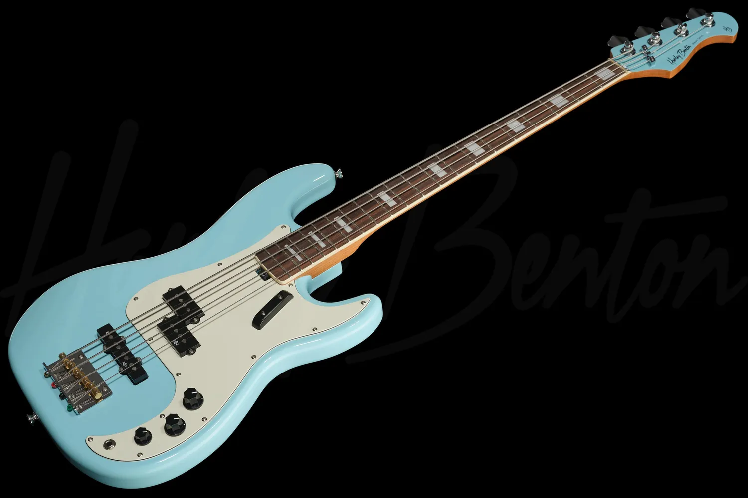 Harley Benton Pro Series MV-4PJ E-Bass Daphne Blue PJ-Tonabnehmer