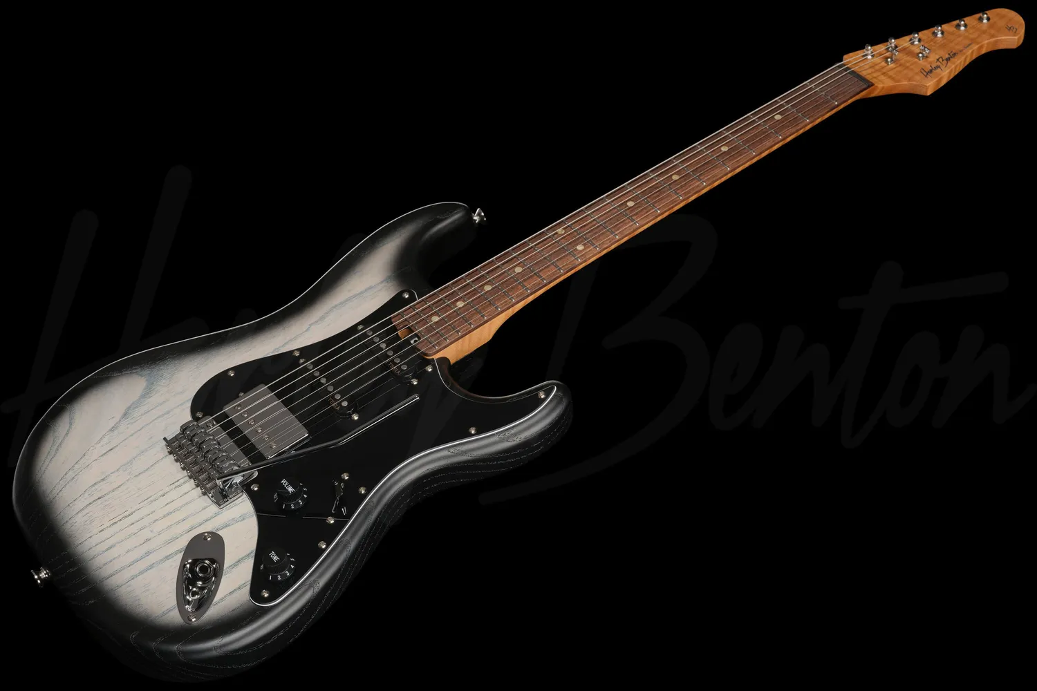Harley Benton Deluxe ST-Modern Plus HSS E-Gitarre Silver Blast