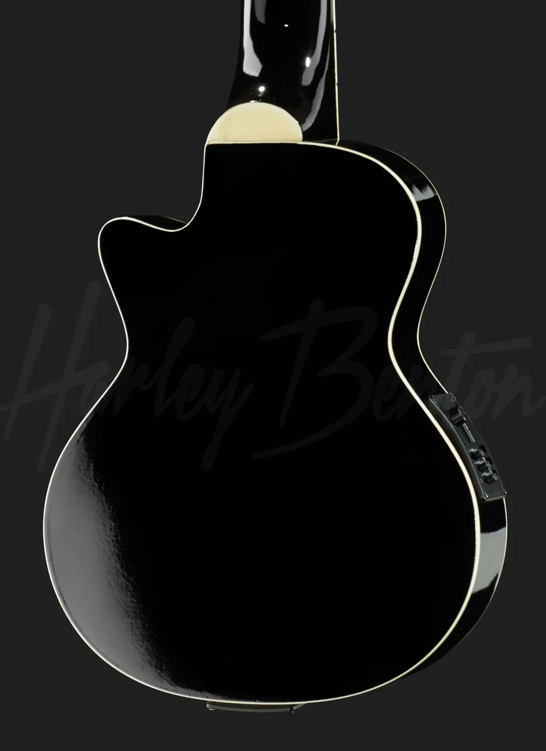 Harley Benton UK-L100E BK Sopran-Ukulele schwarz Elektro