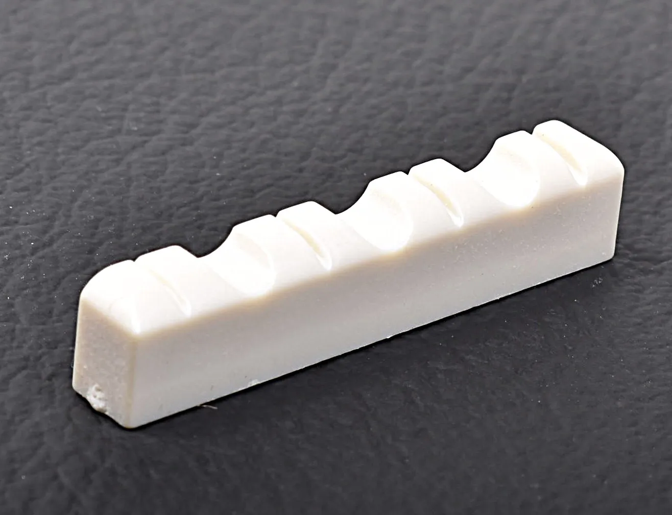 Pisgah TUSQ XL Sattel für Banjo creme