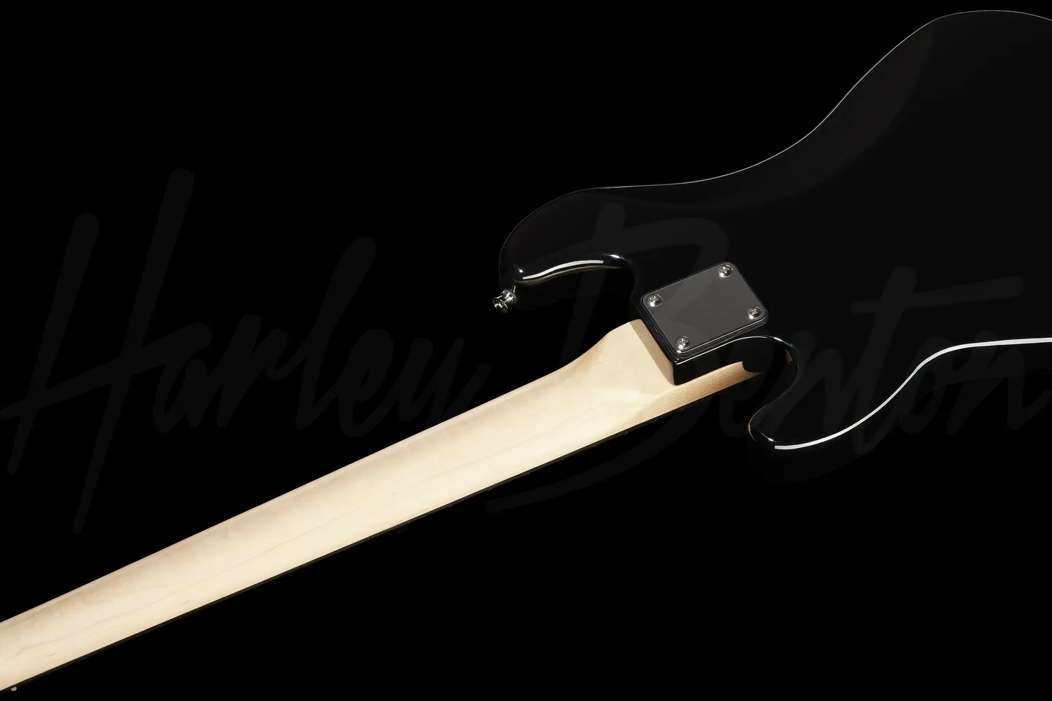 Harley Benton PB-Shorty BK E-Bass Shortscale schwarz