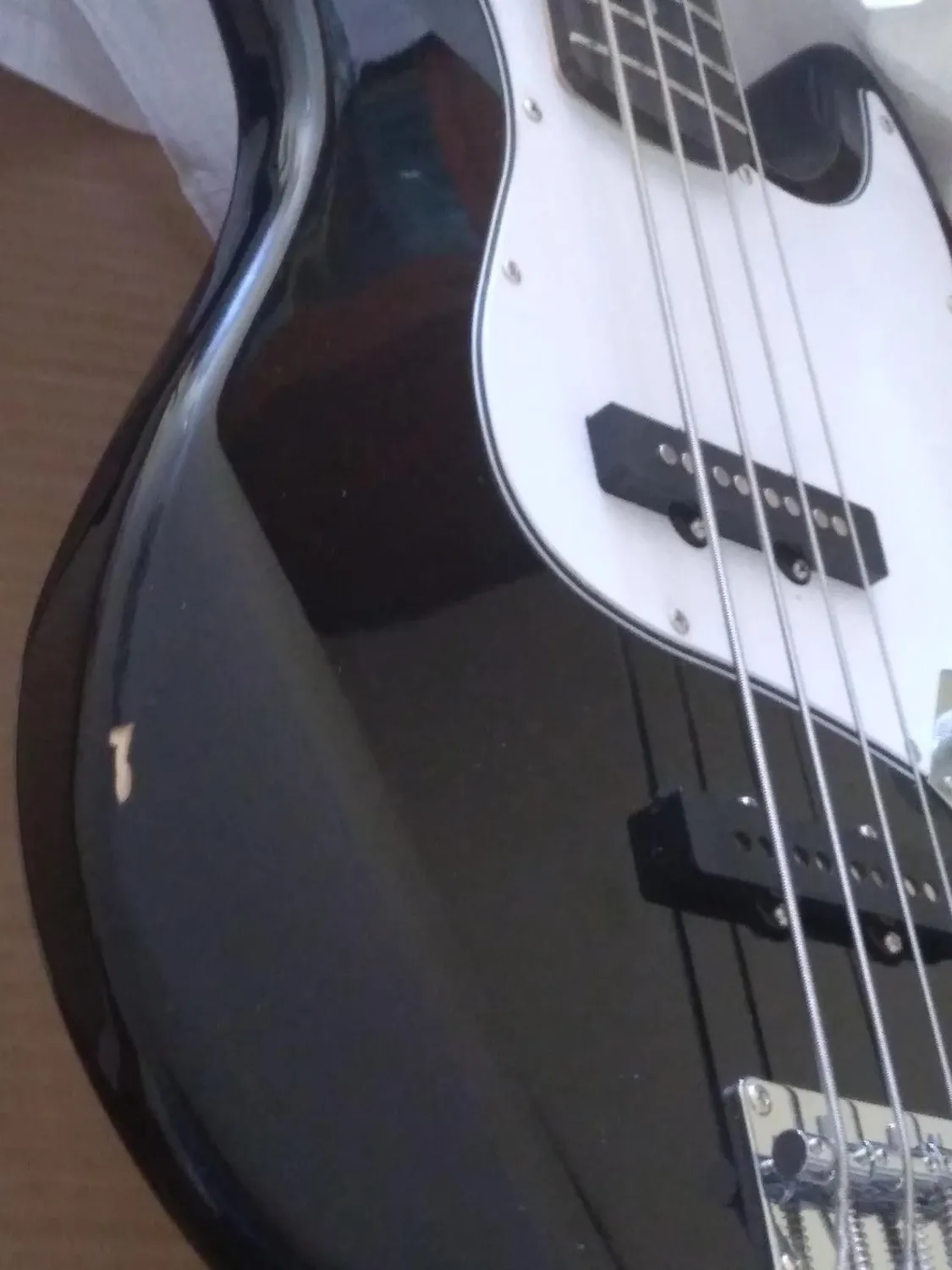 Rocktile Fatboy II BK E-Bass schwarz Jazz-Style