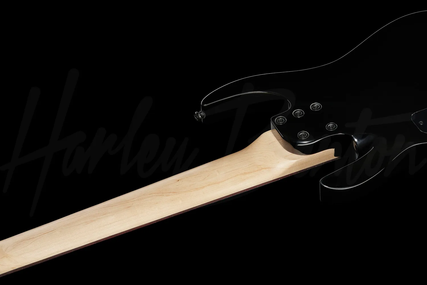 Harley Benton R-458 BK 8-Saiter E-Gitarre schwarz