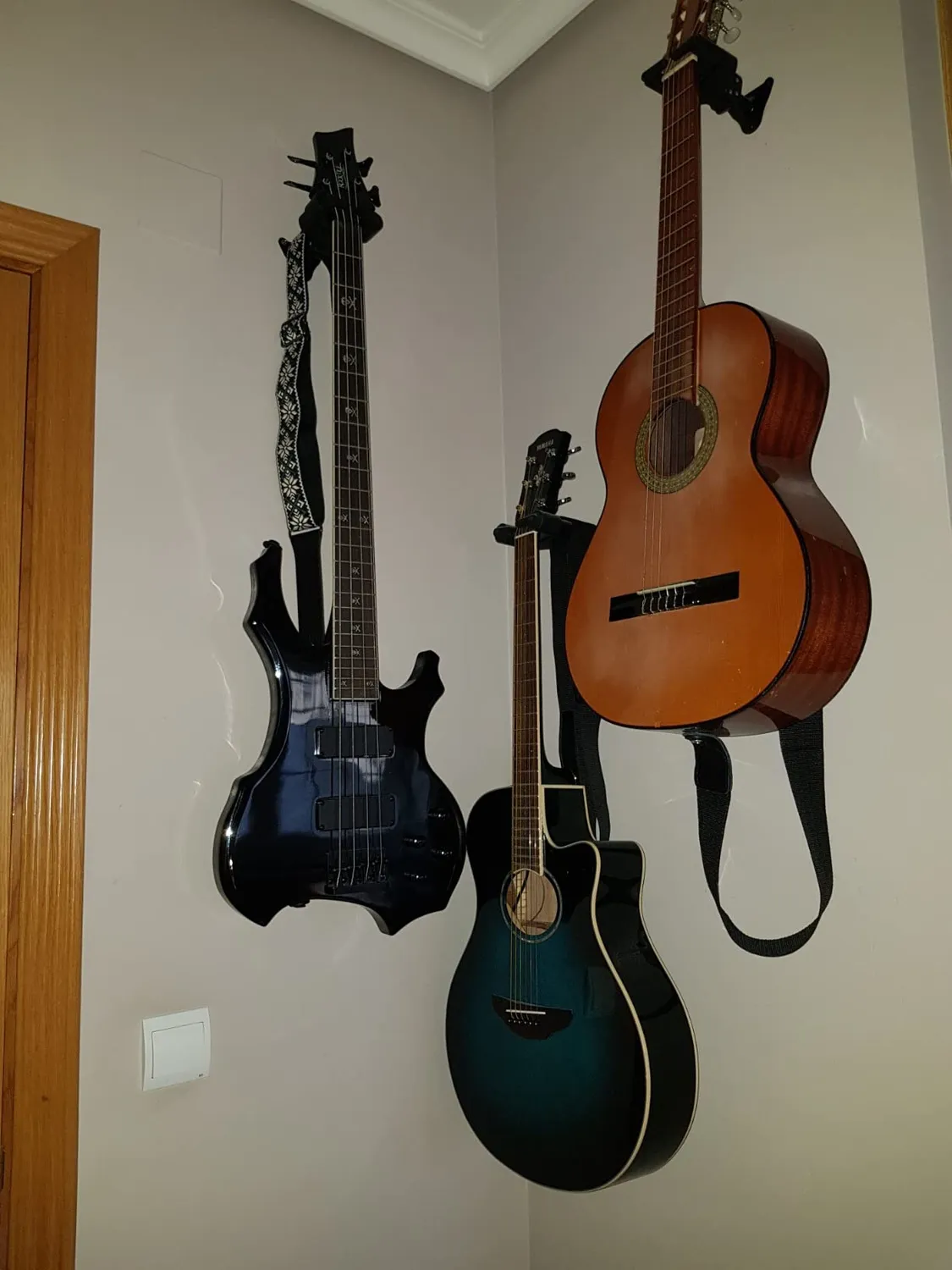Rocktile Pro BB104-B BattleBone E-Bass Schwarz Longscale