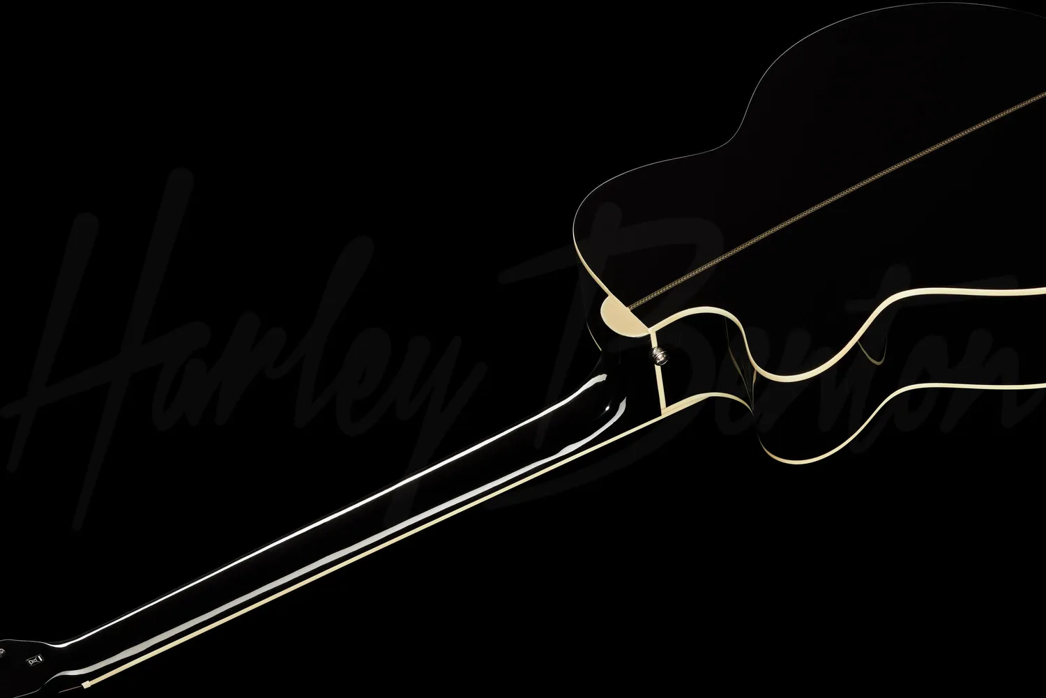 Harley Benton B-35BK-FL 5-Saiter Akustikbass Schwarz bundlos