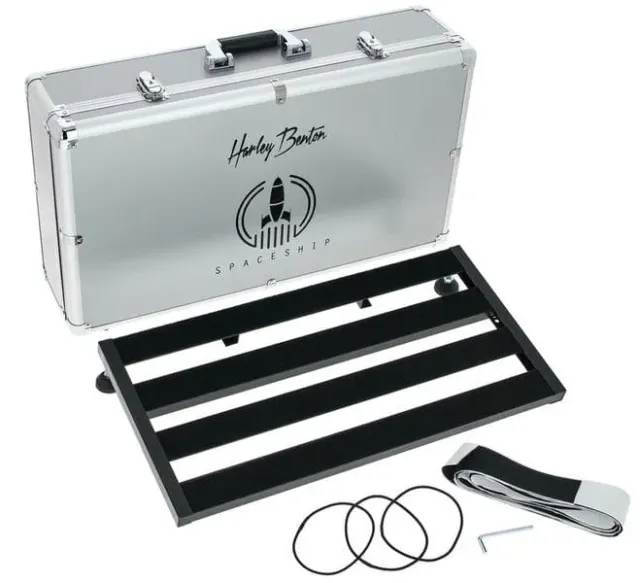 Harley Benton SpaceShip 60 Pedalboard mit Hardcase Alu