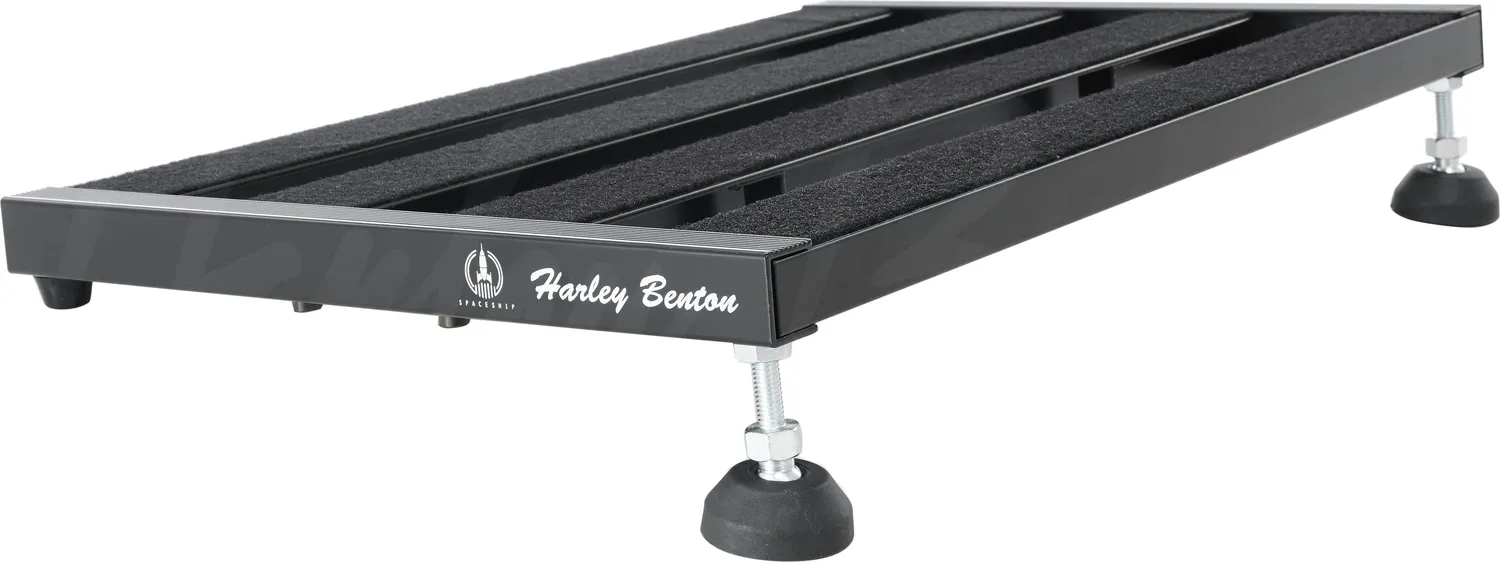 Harley Benton Standard SpaceShip 40 Pedalboard Alu mit Hardcase