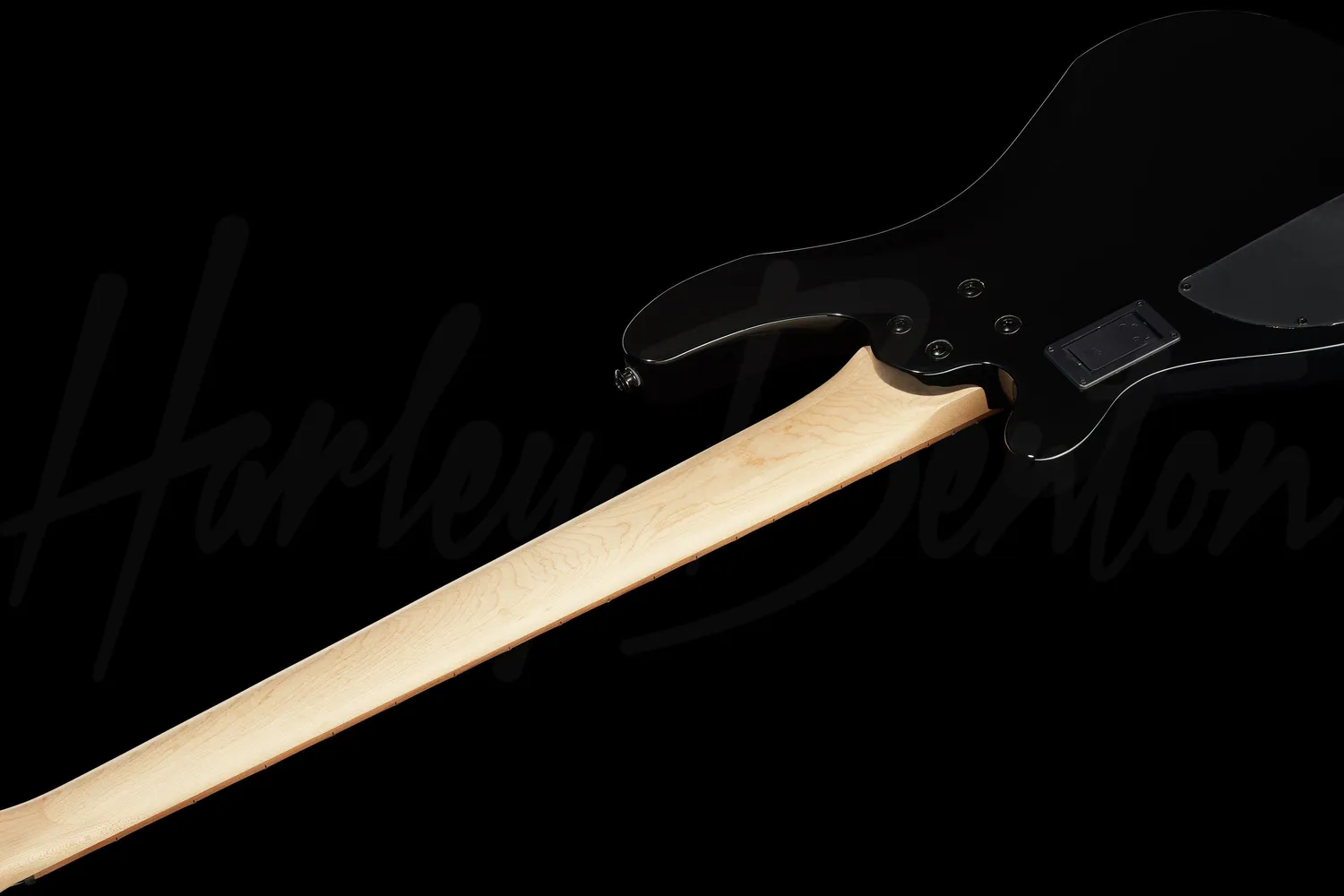 Harley Benton B-550 E-Bass Schwarz 5-saitig aktiv