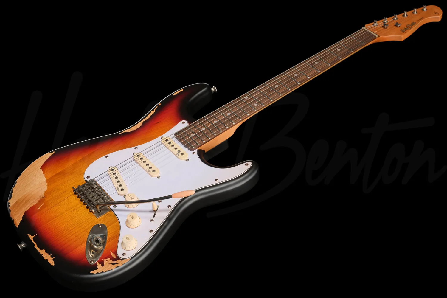 Harley Benton Classic Series ST-62HA E-Gitarre Sunburst Heavy Aged