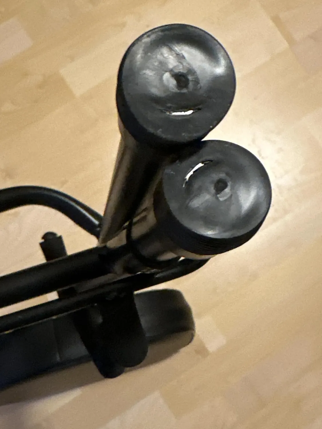 Rocktile Gitarrenhocker Gitarrenhalter klappbar schwarz