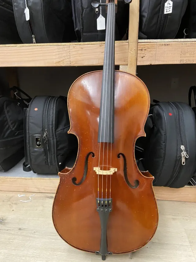 Andrea Lucci 18010 Cello 1/2 Garage Sale Fair bespielt