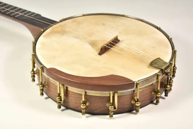 Pisgah Armadillo Armlehne Banjo 11-12 Zoll Holz