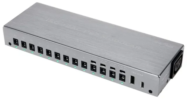 Harley Benton PowerPlant ISO-12AC Pro Netzteil 12-fach