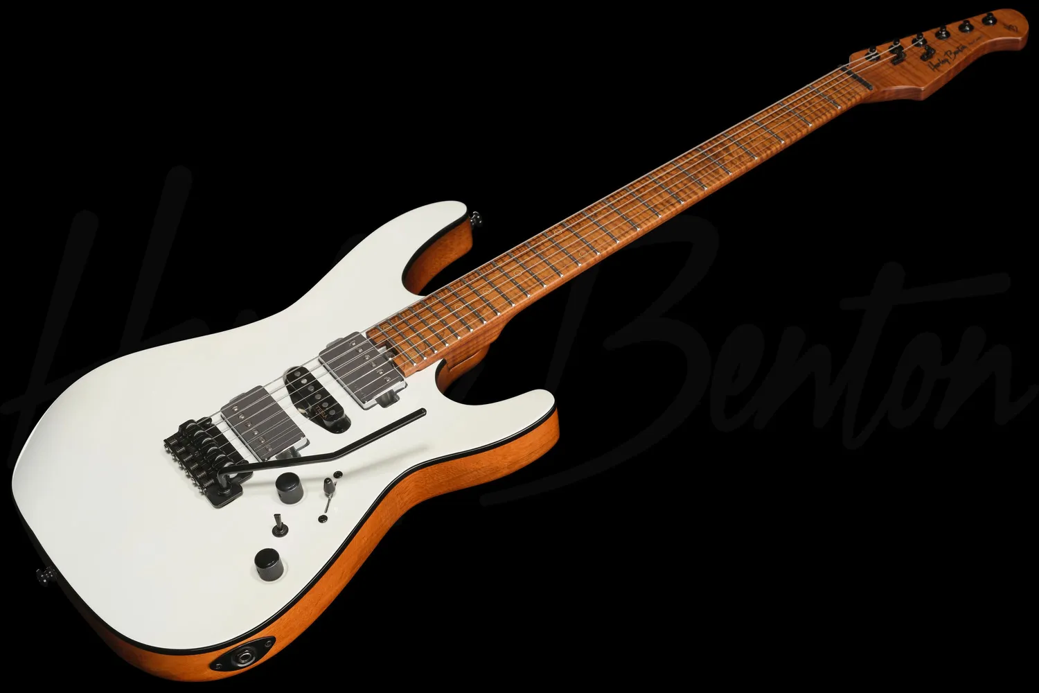 Harley Benton Fusion-IV HSH E-Gitarre White Metallic Tremolo