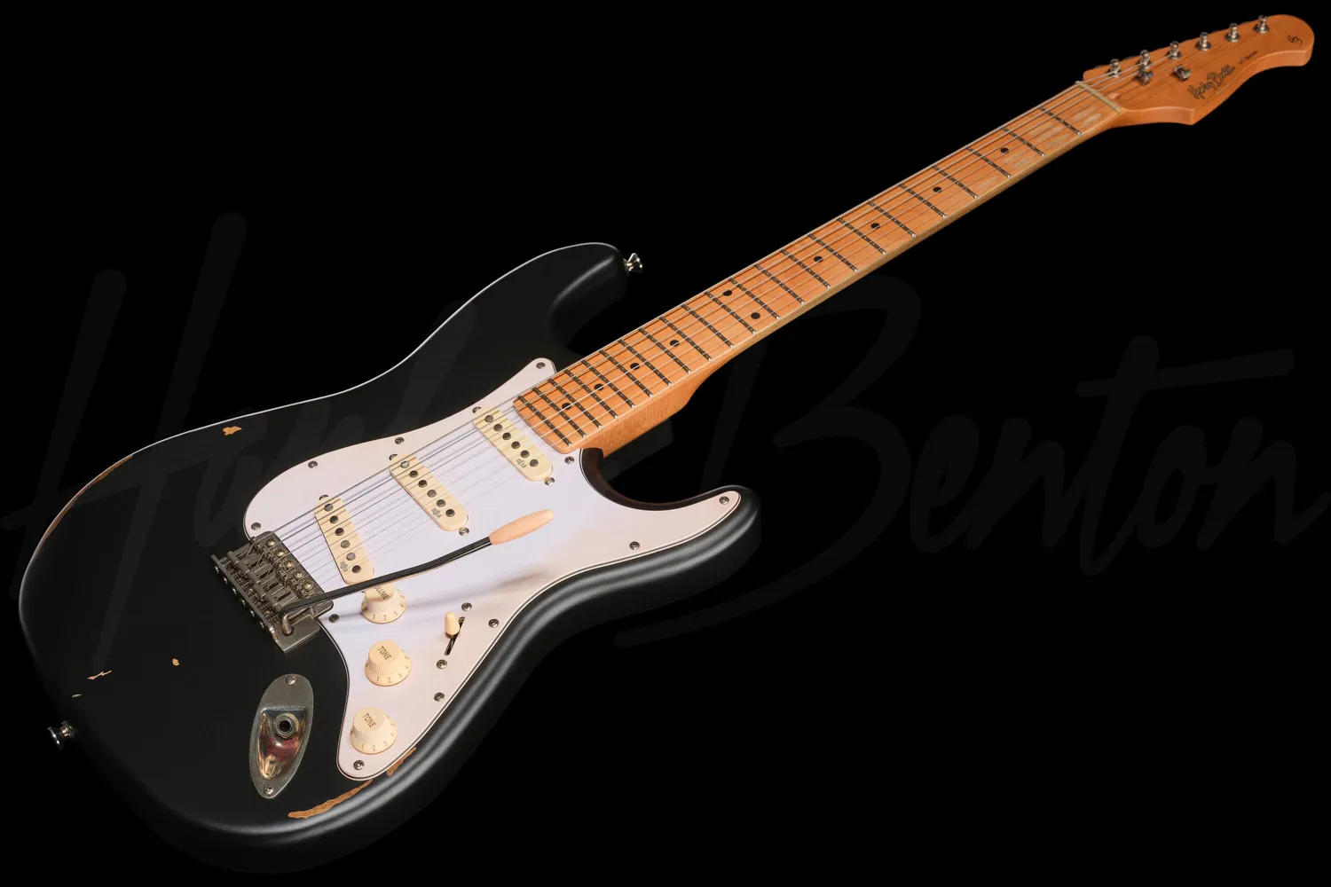 Harley Benton Aged ST-62LA E-Gitarre Schwarz Singlecoil