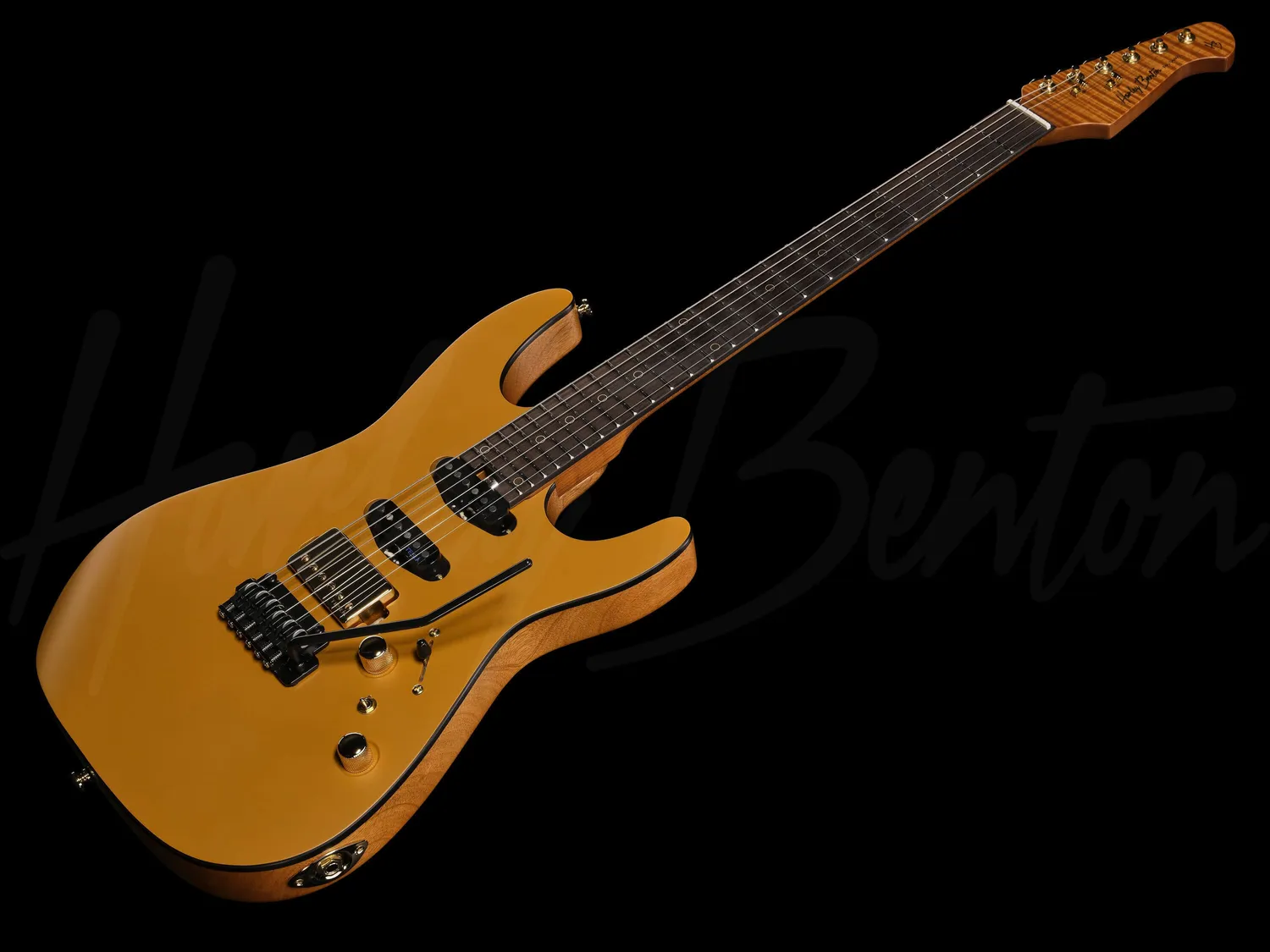 Harley Benton Progressive Fusion-IV HSS RW E-Gitarre Satin Gold