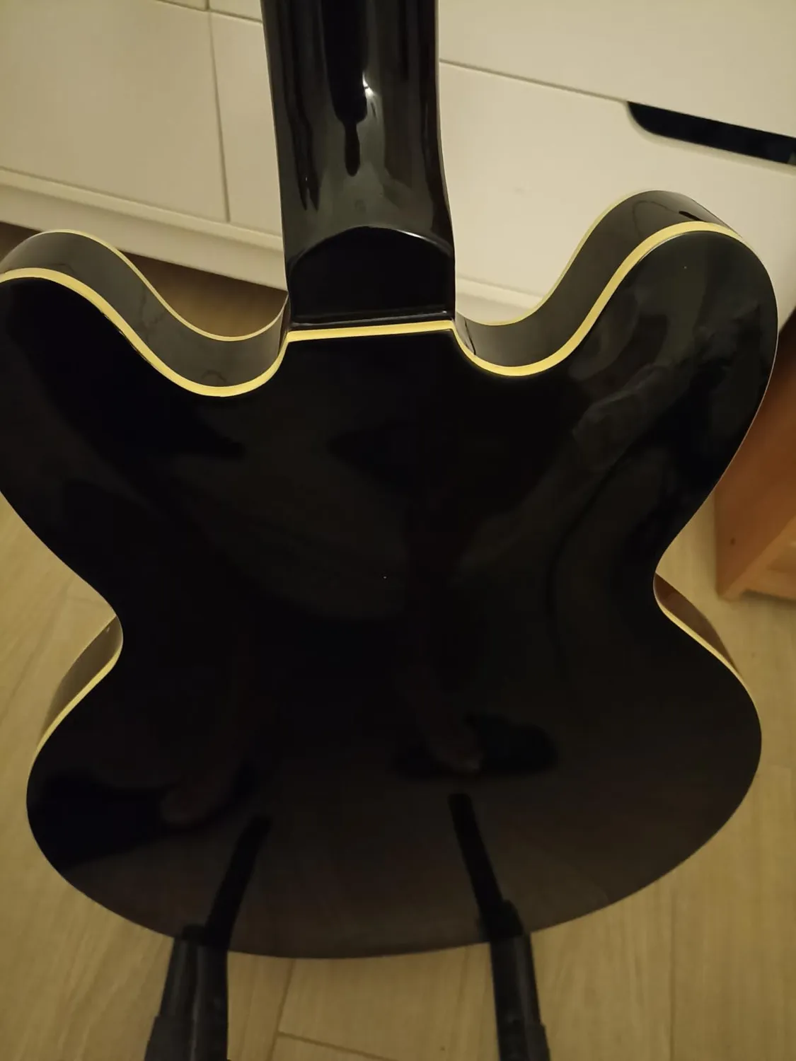 Rocktile Pro HB100-SB E-Gitarre Sunburst Semi-Hollow