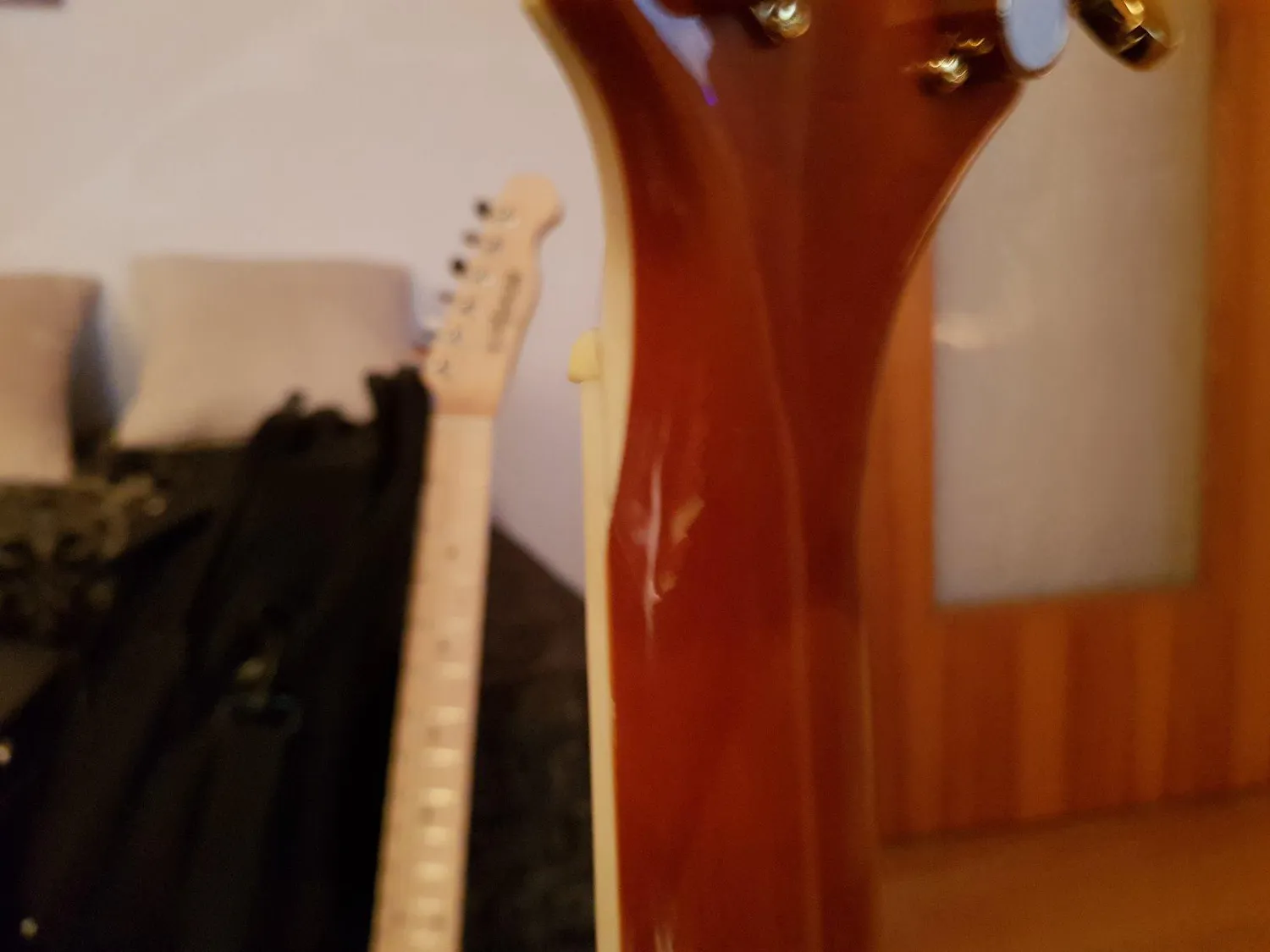 Rocktile Pro L-200OHB E-Gitarre Orange Honey Burst